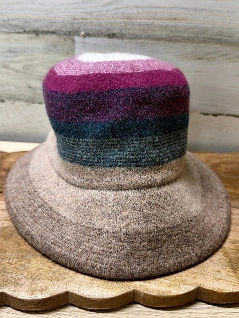 Duluth Trading Co. Color Block Wool Hat Size Medium Like New